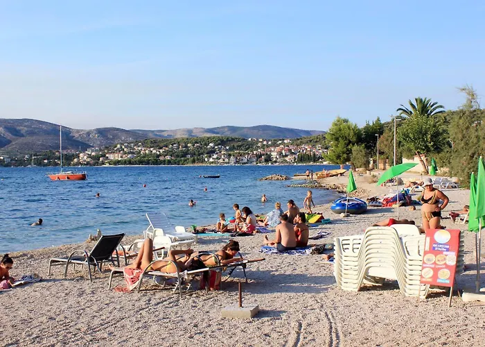 Apartman With Parking Space Okrug Gornji - Ciovo - 19762 Trogir