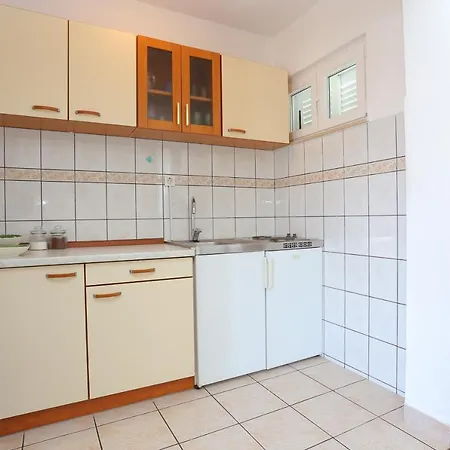 With Parking Space Okrug Gornji, Ciovo - 19762 Διαμέρισμα Τρογκίρ