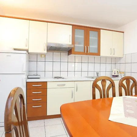 Διαμέρισμα With Parking Space Okrug Gornji, Ciovo - 19762 Τρογκίρ