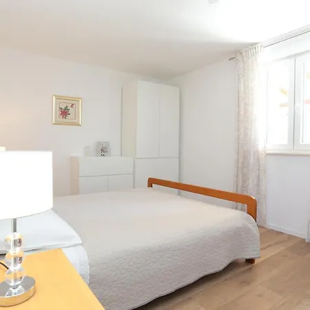 With Parking Space Okrug Gornji, Ciovo - 19762 * Τρογκίρ